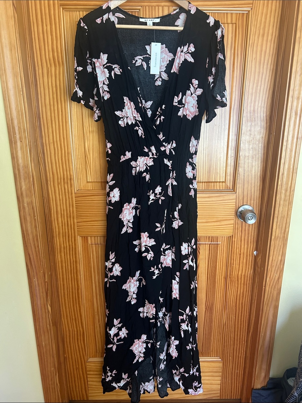 NWT Gorgeous Lightweight Deep V  Jumper/Dress